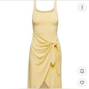 Aritzia Saturn wrap dress size XS